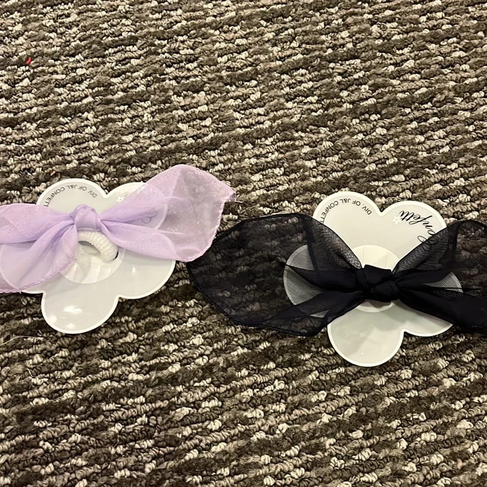 Assortment of pony tail holders